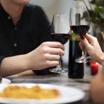 Harmonizar vinhos e comidas: regras básicas